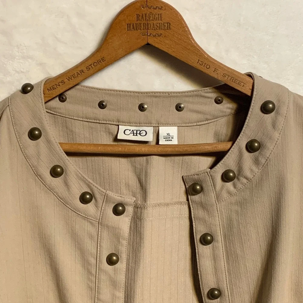 Cato Womens XL‎ Tan Studded Open Front Jacket Herringbone 3/4 Sleeve Beige Top